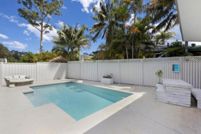 Lakeshore Hideaway, Mannering Park